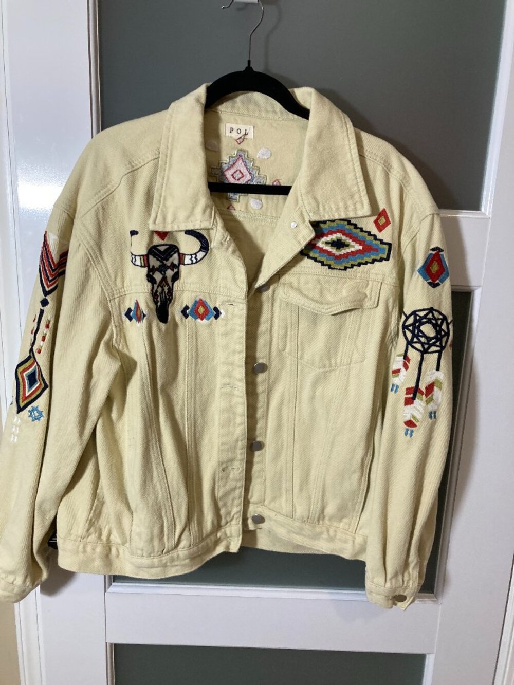 POL Southwestern Embroidered Bull Skull Denim Jacket Cream - Large